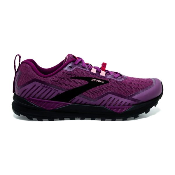 brooks cascadia 15 w 3 scaled 1.jpg