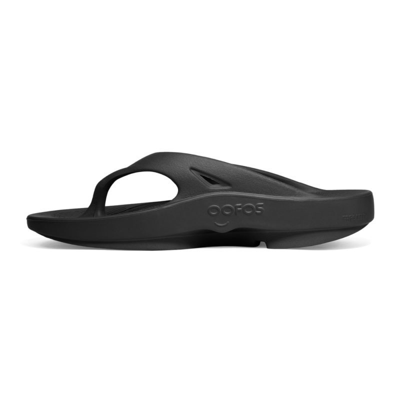 oofos ooriginal black 4.jpg